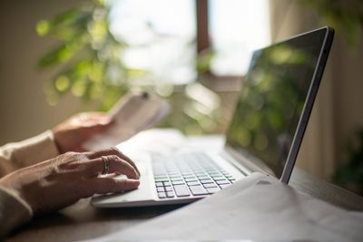Your Cox Plan vs. Spectrum: Switch Now or Wait?