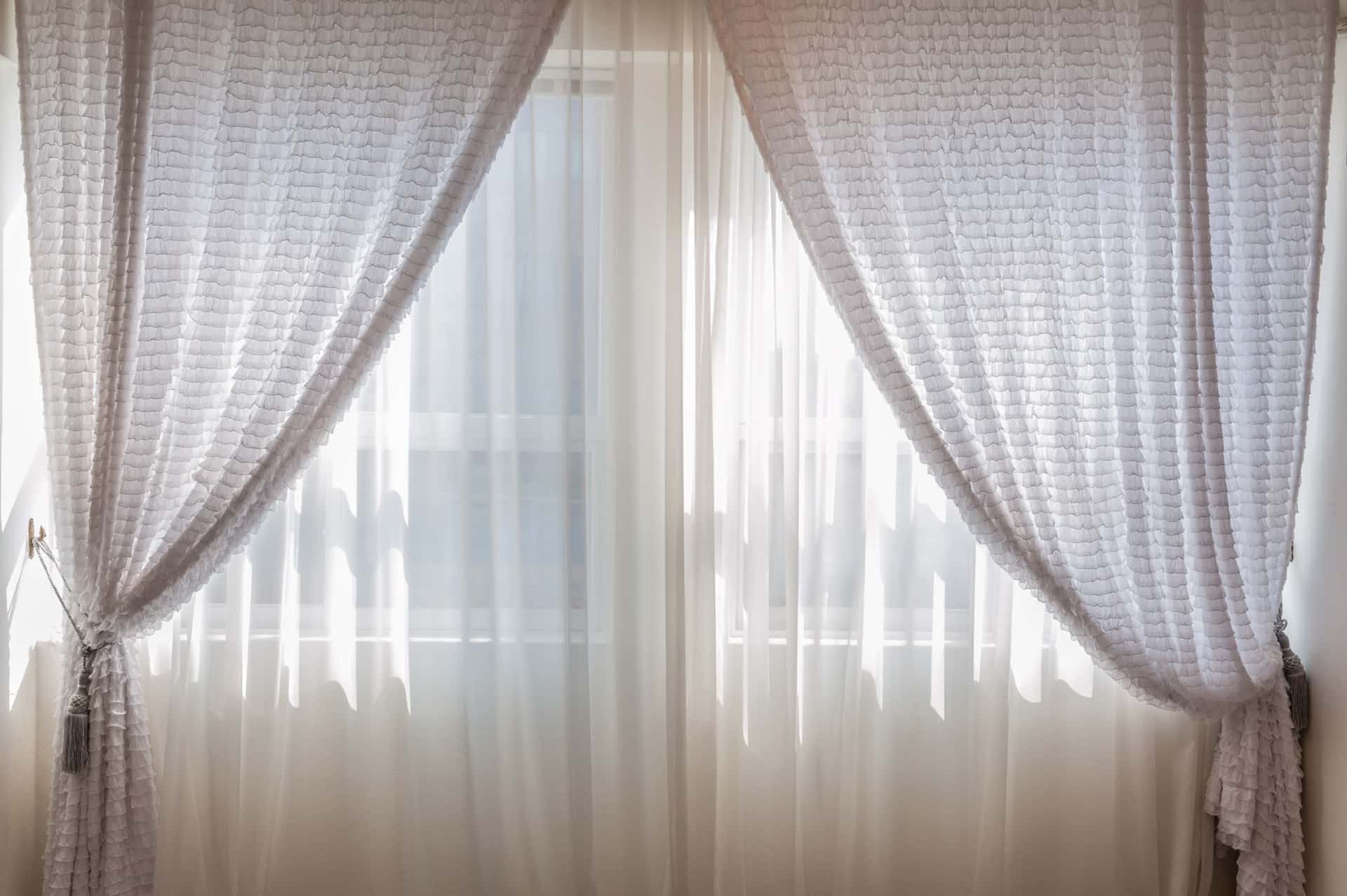How To Pack Window Treatments Curtains Smartmove When It Comes To Ng For A Big Move We Sometimes Forget Those Obscure Items Such As Window Treatments If You Barely Even Know What