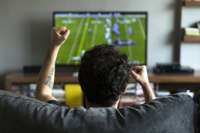 How to Watch NFL Games in 2024/25
